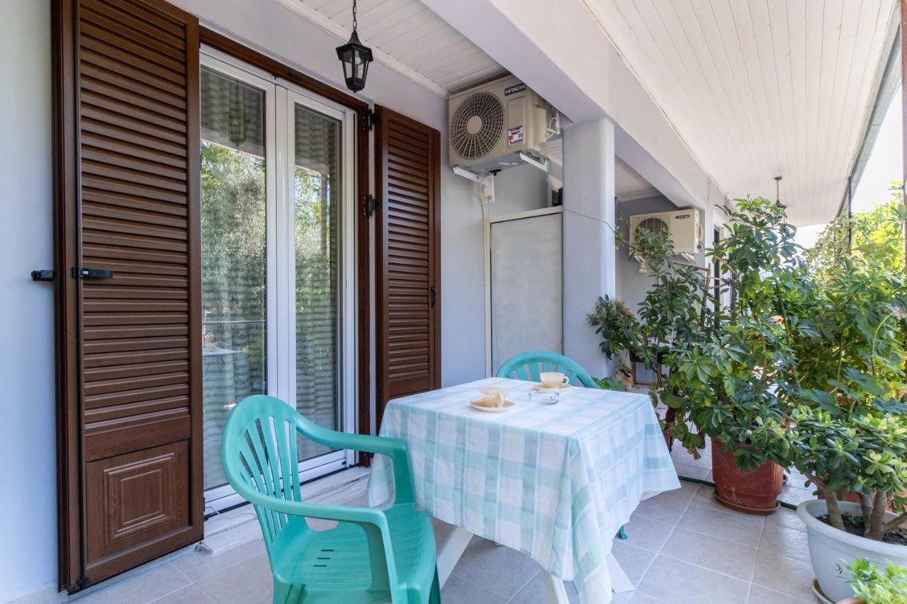 La Olga Apartment Lefkada Sivros Bagian luar foto