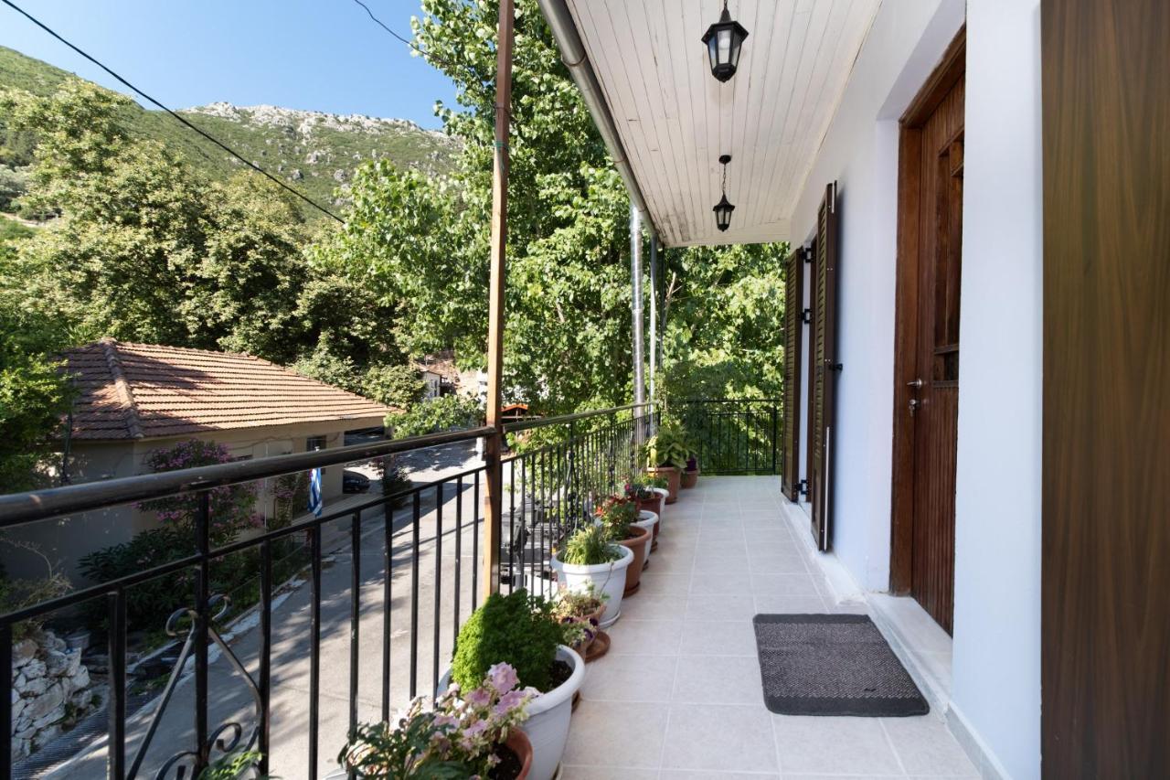 La Olga Apartment Lefkada Sivros Bagian luar foto